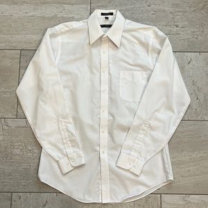Geoffrey Beene fitted white quick dry dress shirt size medium 15 1/2 34/35